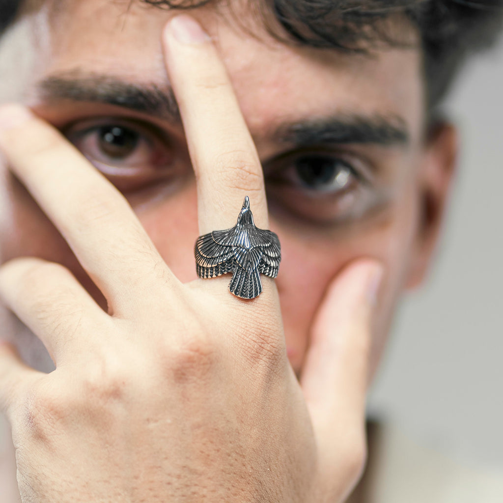 Falcon Ring