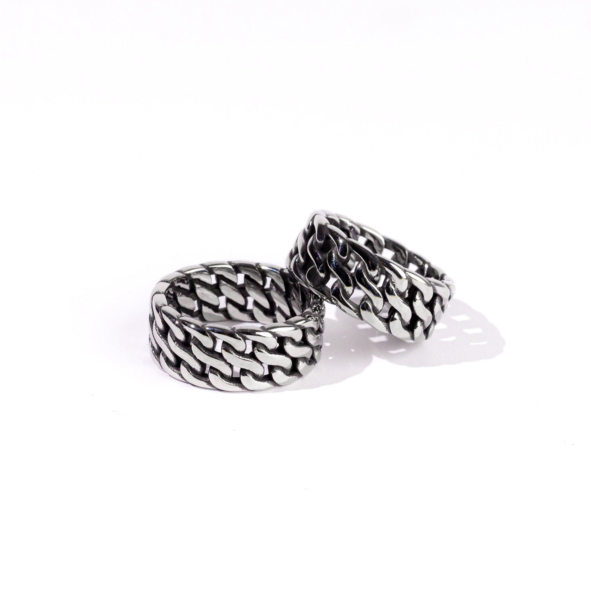 Chainbound Ring